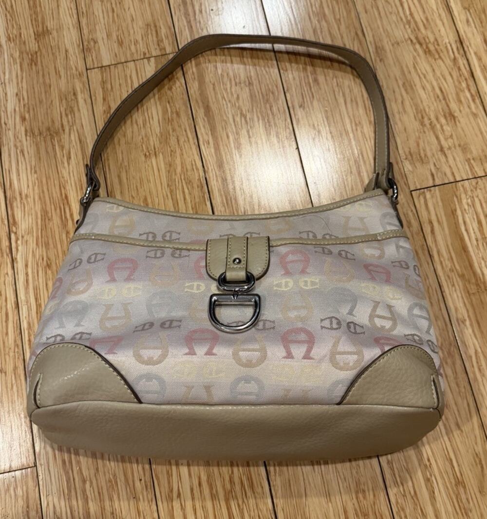 Etienne Aigner Handbag Medium Shoulder Purse Logo Colorful VTG Horse Bit Hardwar